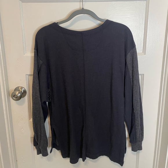 WE THE FREE charcoal long sleeve henley top - Picture 4 of 5